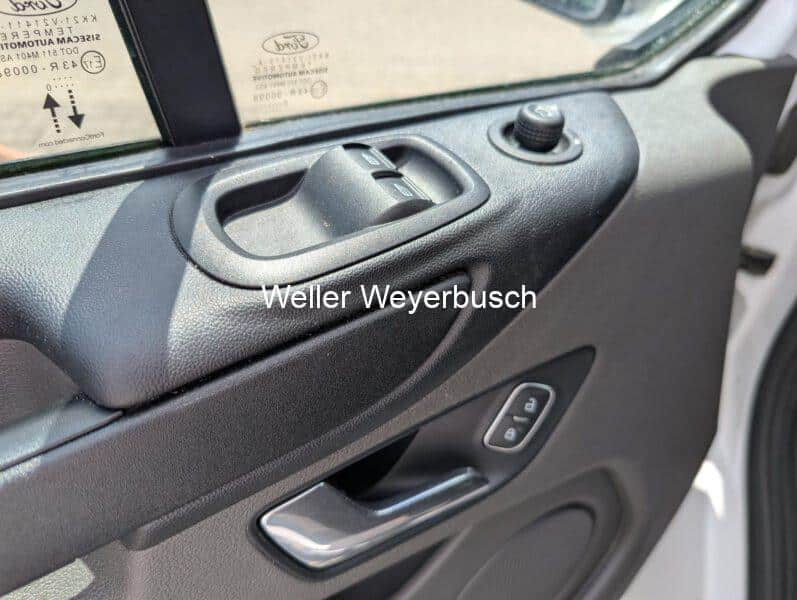 Ford Tourneo Transit Weiß (10)
