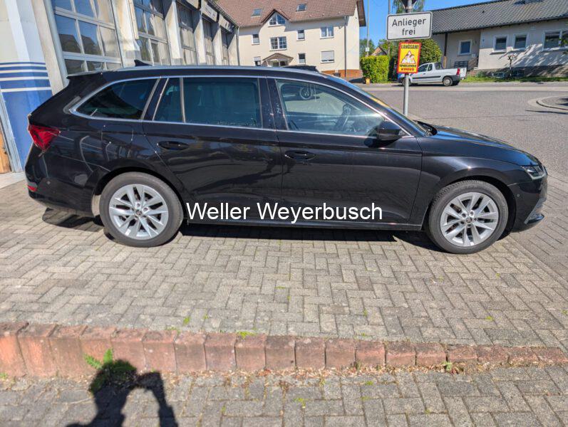 OKtavia Kombi 2.0TDI DSG (27)